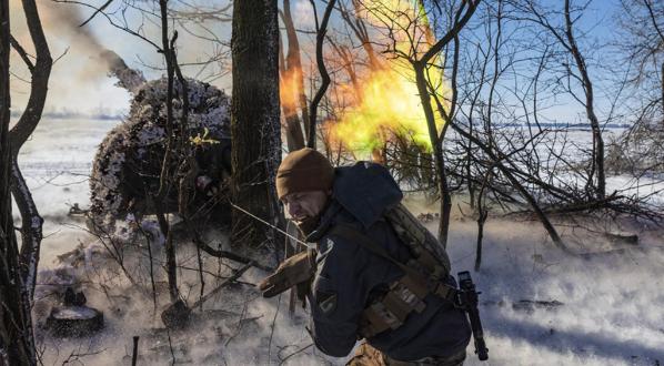 【俄军总参谋长：乌军无有效攻势，今年已控334个定居点】俄罗斯武装力量总参谋长瓦