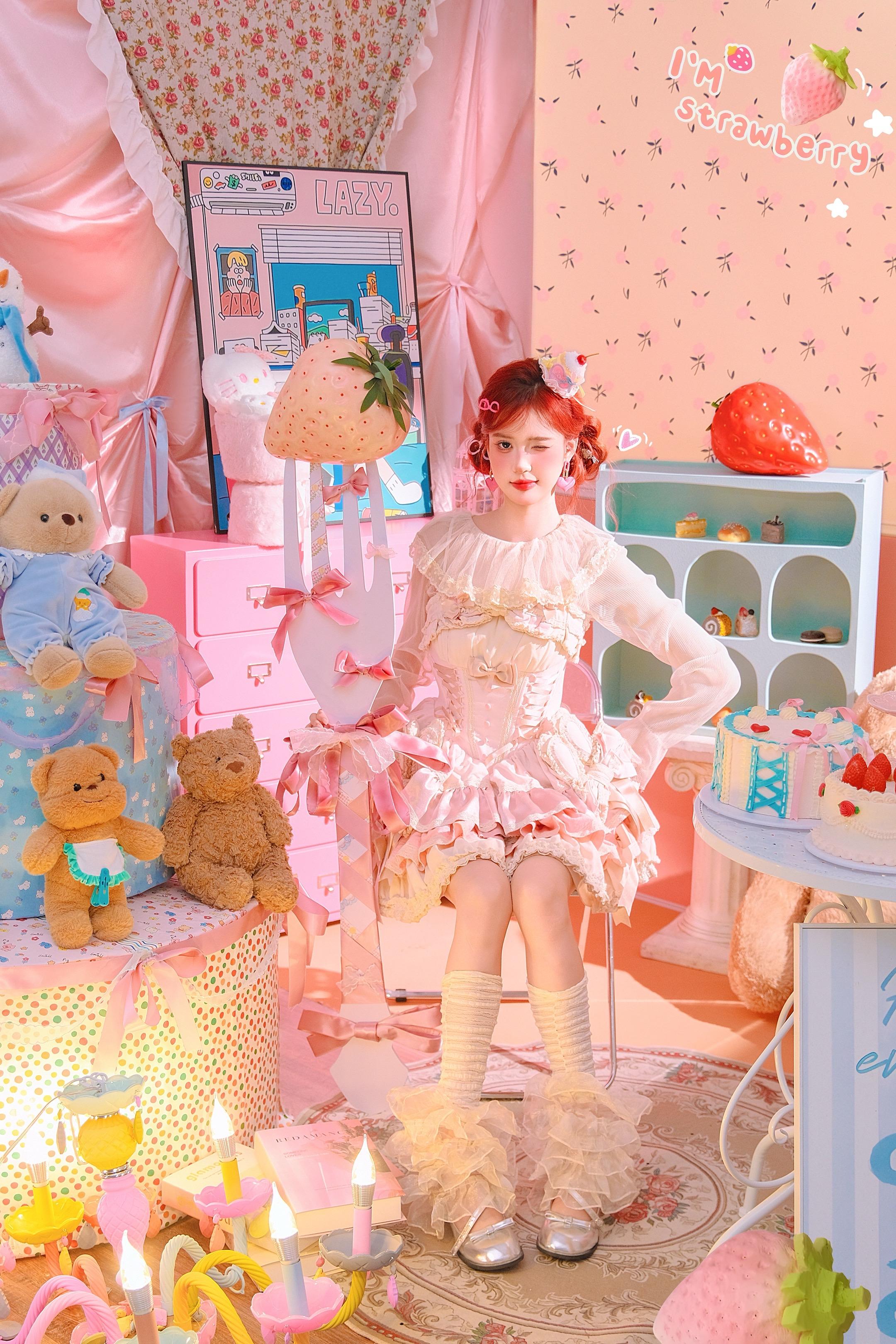 🎀分不清谁才是草莓小蛋糕🍰₊˚⊹♡。