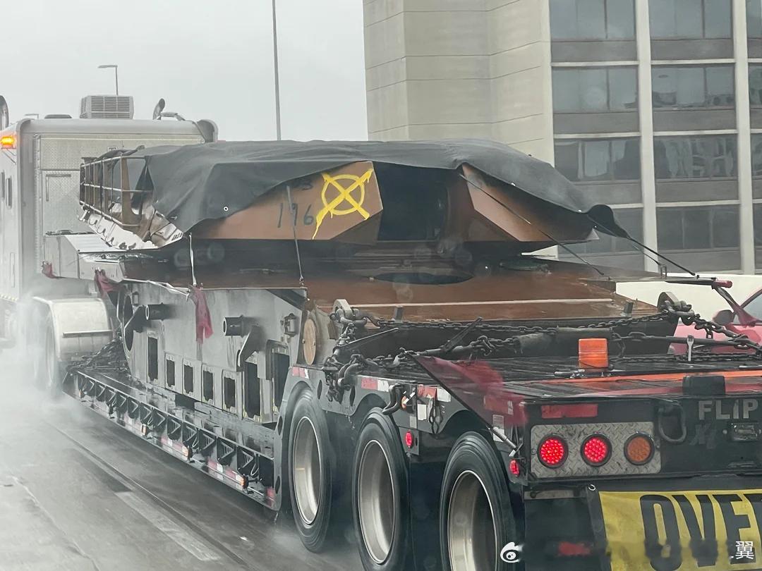 艾布拉姆斯白车身 ​​​