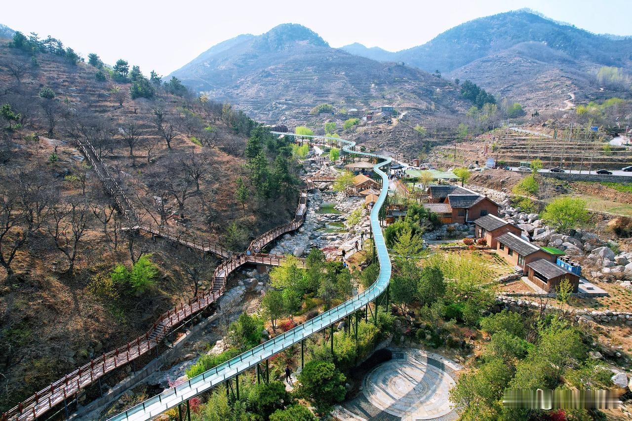 奔赴山东临沂的田园生活从古村开始，椿树沟，沂蒙山深处的世外桃源。[送心]#在田园