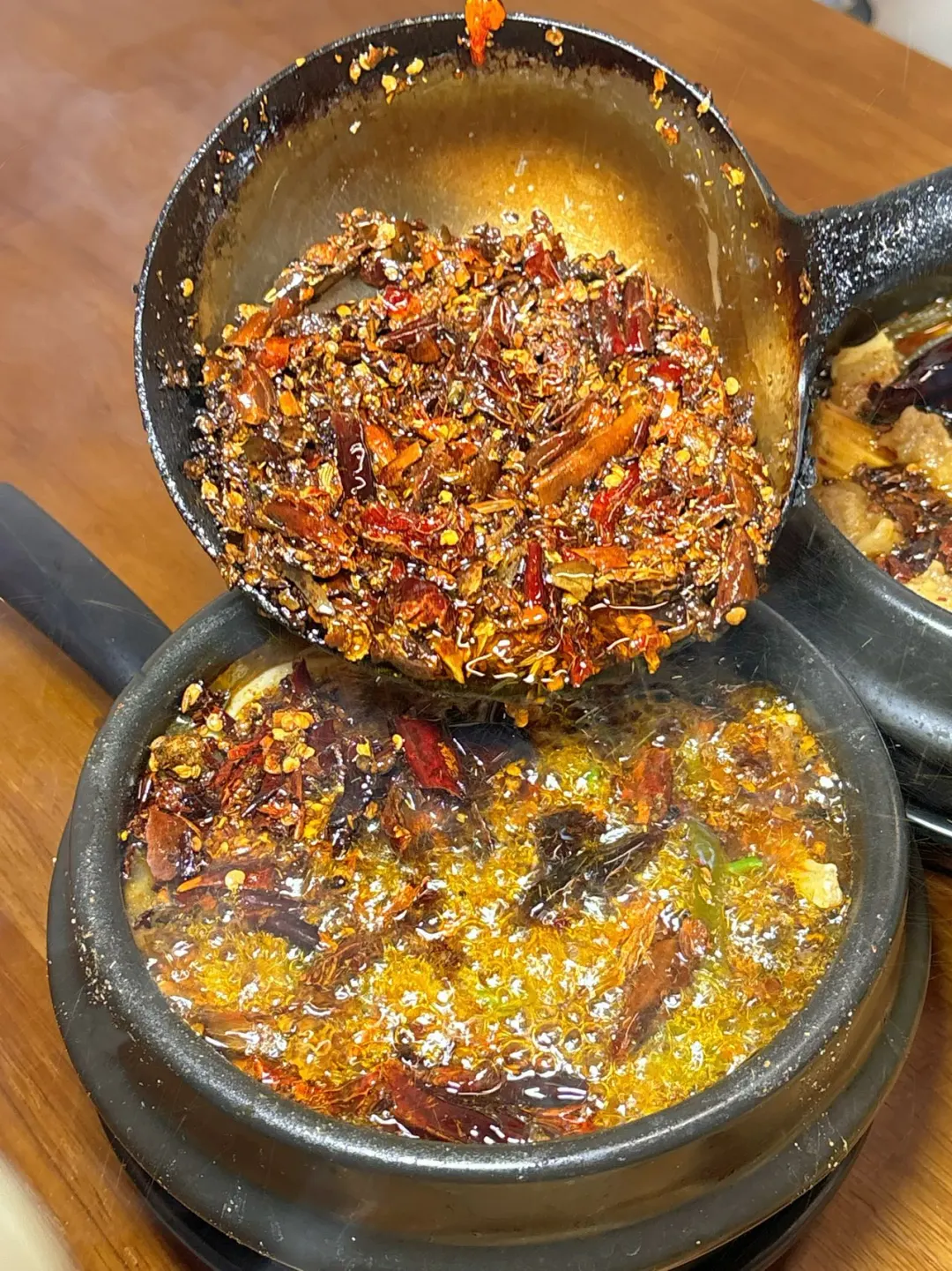 海口永万路挖到宝！39.9r非遗砂锅双人餐，酥肉+牛肉丸夯爆了！