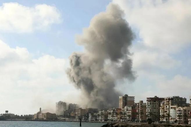 说打就打！伊朗大批导弹、无人机飞向以色列空军基地，以色列快速报复，局势骤然紧张。