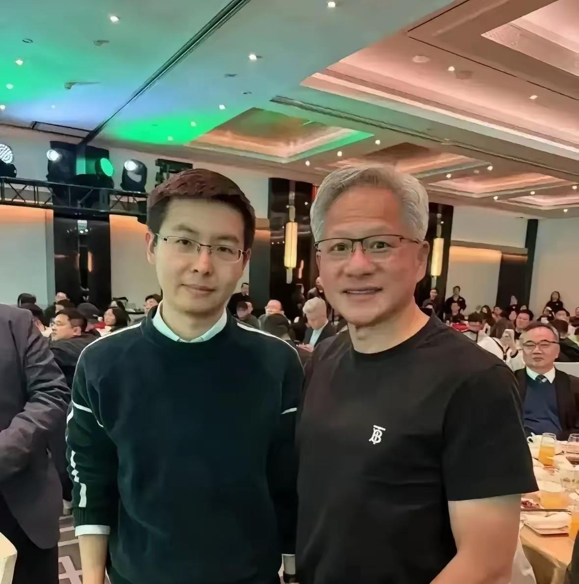 老黄这步棋，堪称“芯片受阻后的神级转弯”！2026年6月台北GTC，黄仁勋不发显