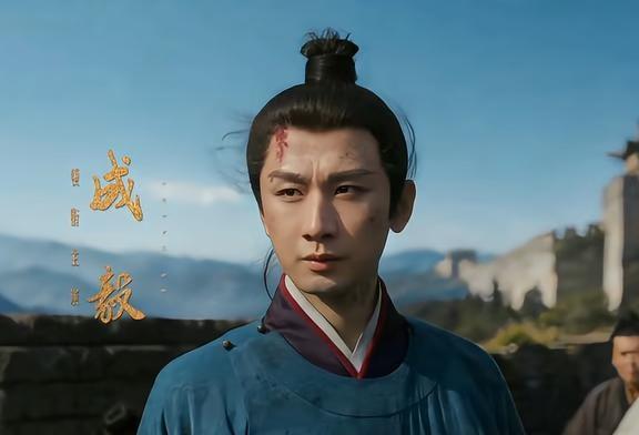 两京十五日新预告
没有你的日子里，我只能不停的盘预告了[笑哭] 成毅  两京十五