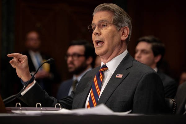 【美财长希望中国少买俄罗斯伊朗石油 】白宫日前主动对外释放特朗普将于3月底访华的