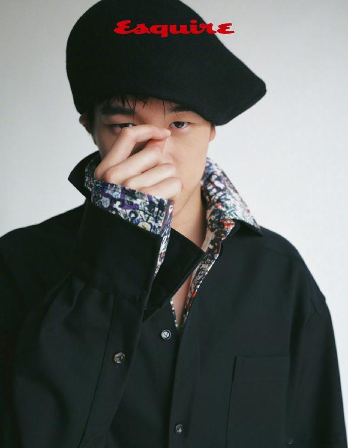 #潘展乐时尚先生金九刊封面预告##潘展乐时尚先生九月刊预告# ​​潘展乐的时尚先