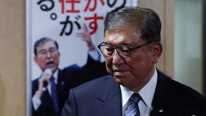 日本新侵华步骤分三步走，一是日货和配套零部件进入，二是文化影响跟进，三是通过购买