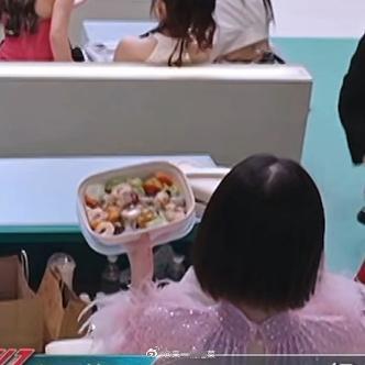 浪姐这盒饭也太轻食了点🍱#乘风2024开播# ​​​