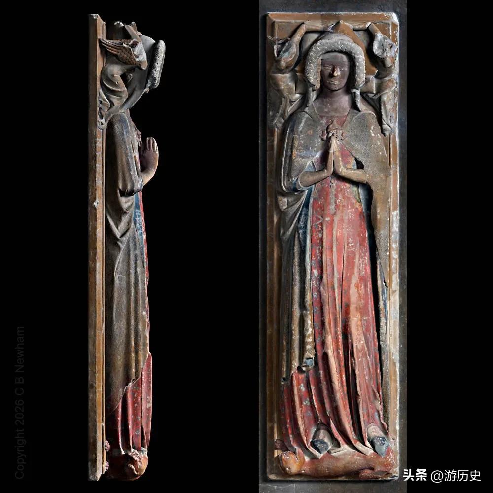 伊丽莎白·德·蒙福特（蒙塔古男爵夫人，卒于1354年）的雕像，牛津大教堂。

她