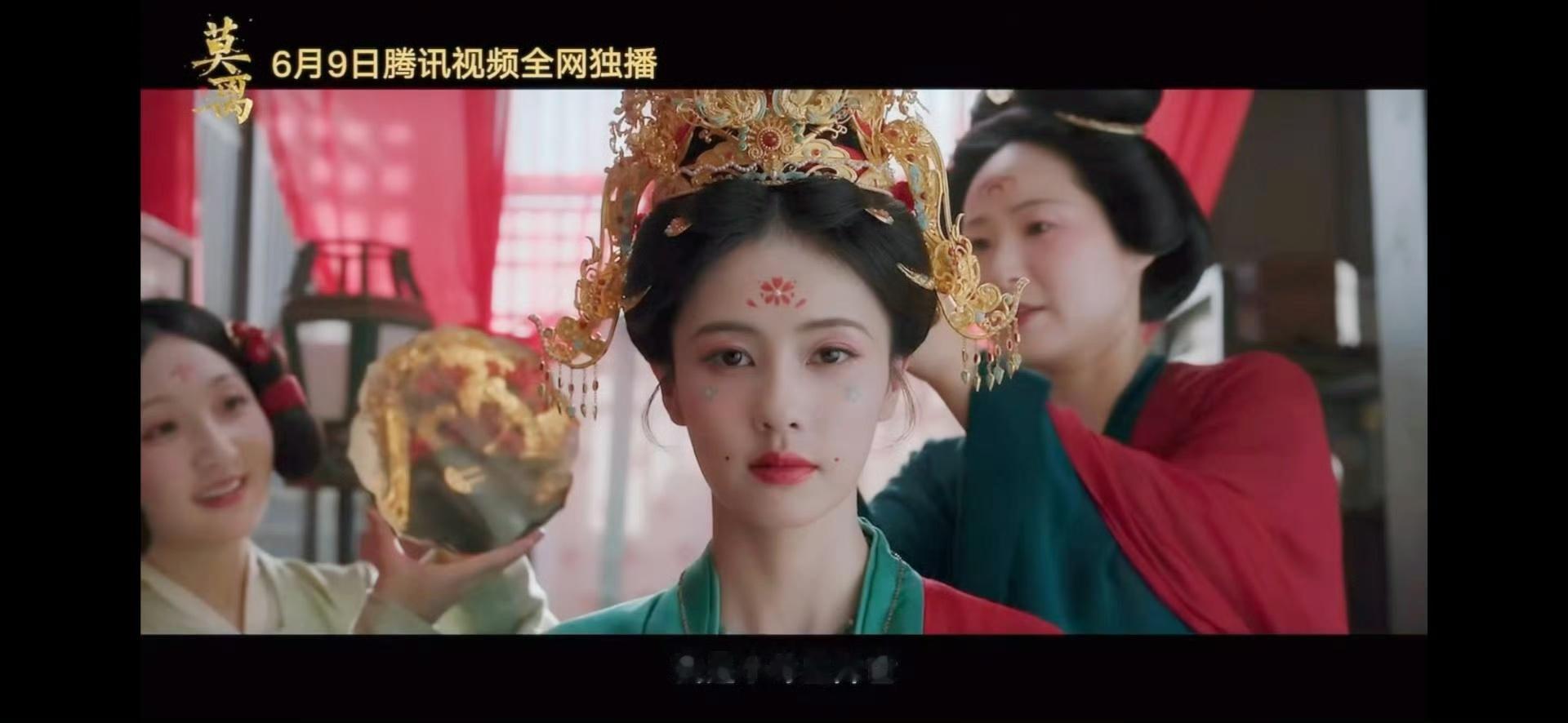 说一个白鹿演的莫离可怕的事情，叶璃身边不止一个青霜…这意味着，叶璃和男主睡觉的时