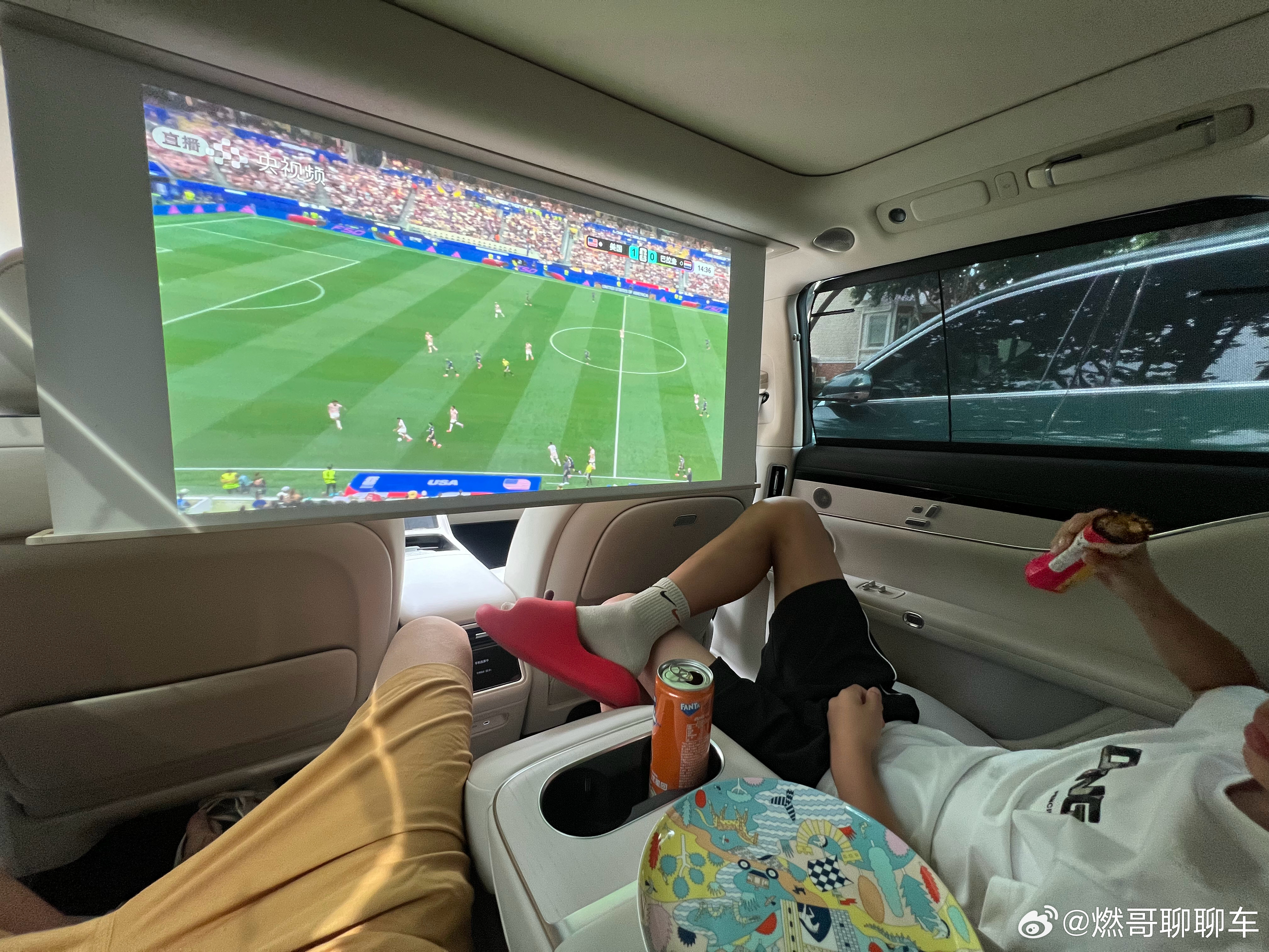 半场3:0，没想到美国队这么猛啊 