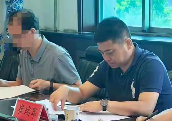 没想到浓眉大眼、衣冠楚楚的崔处长，也让人走眼了

7月2日，山西官方发布通报，国
