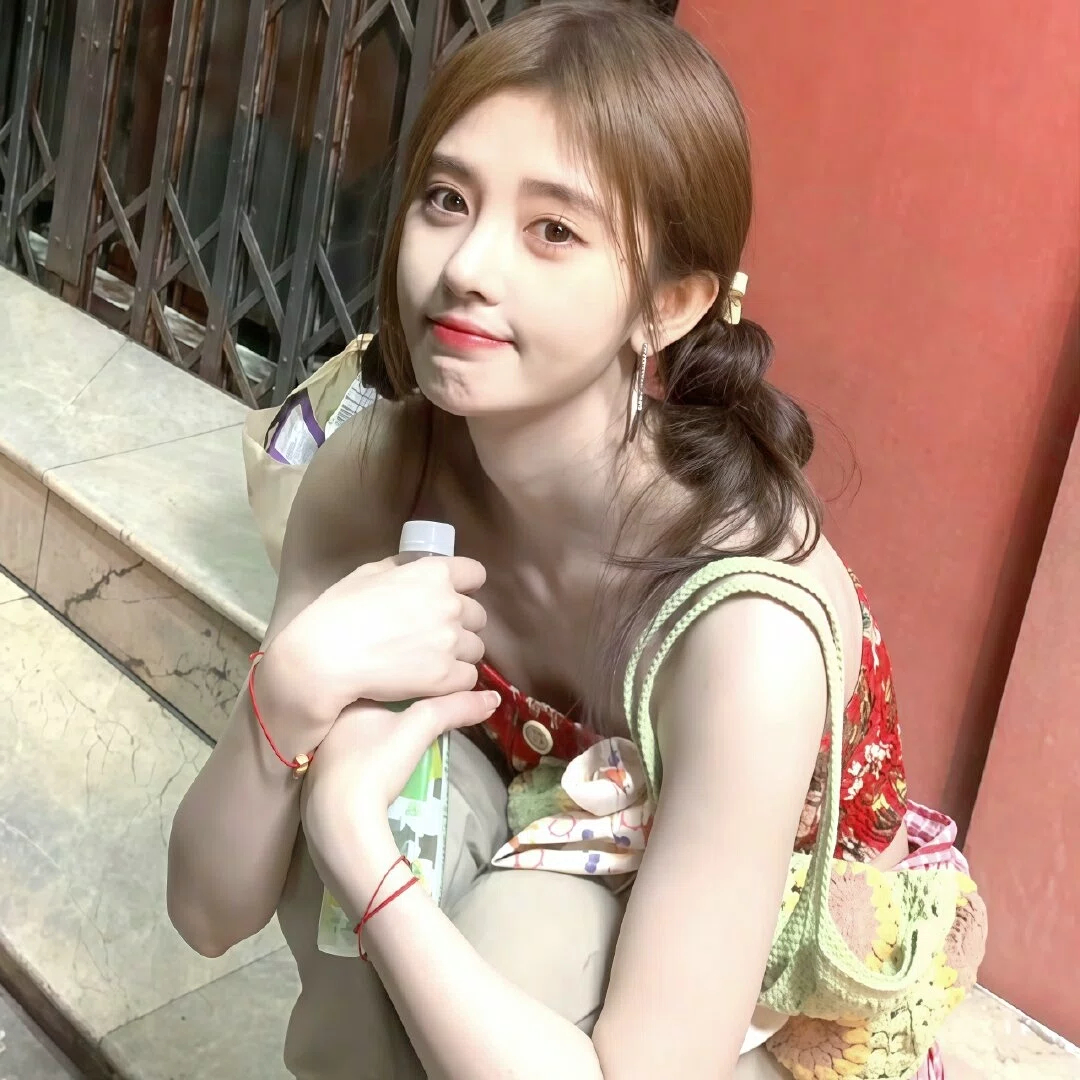 鞠婧祎苏绿夏 jjy鞠婧祎万花世界 “只要是你 我可以不顾一切.𝗔𝘀 𝗹?