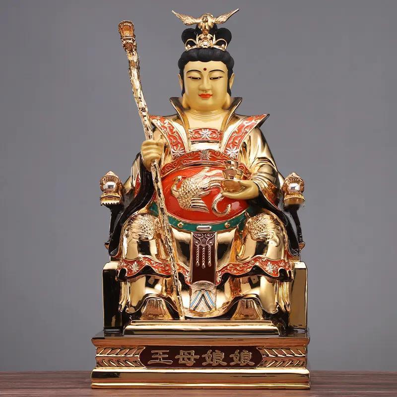 农历七月初七西王母降临凡间，道教创立以后，西王母被纳入神系，成为道教至高无上的女