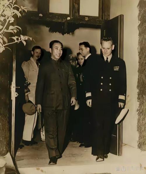 1937年，军统击毙工藤由纪子的丈夫，戴笠却把工藤由纪子安置在军统招待所，戴笠连