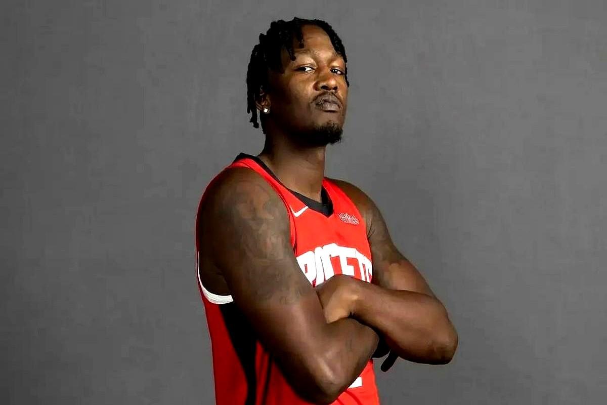 湖人这波“没做成的交易”简直要笑到拍大腿！

现在网上吵翻了，有人说“当初没换到