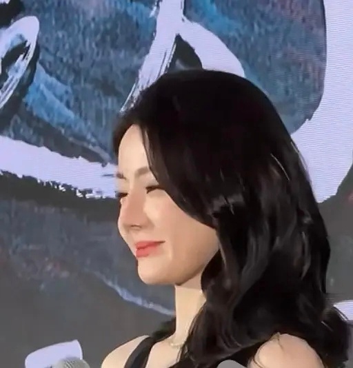 迪丽热巴状态怎么这么不好了？赶快修整吧 