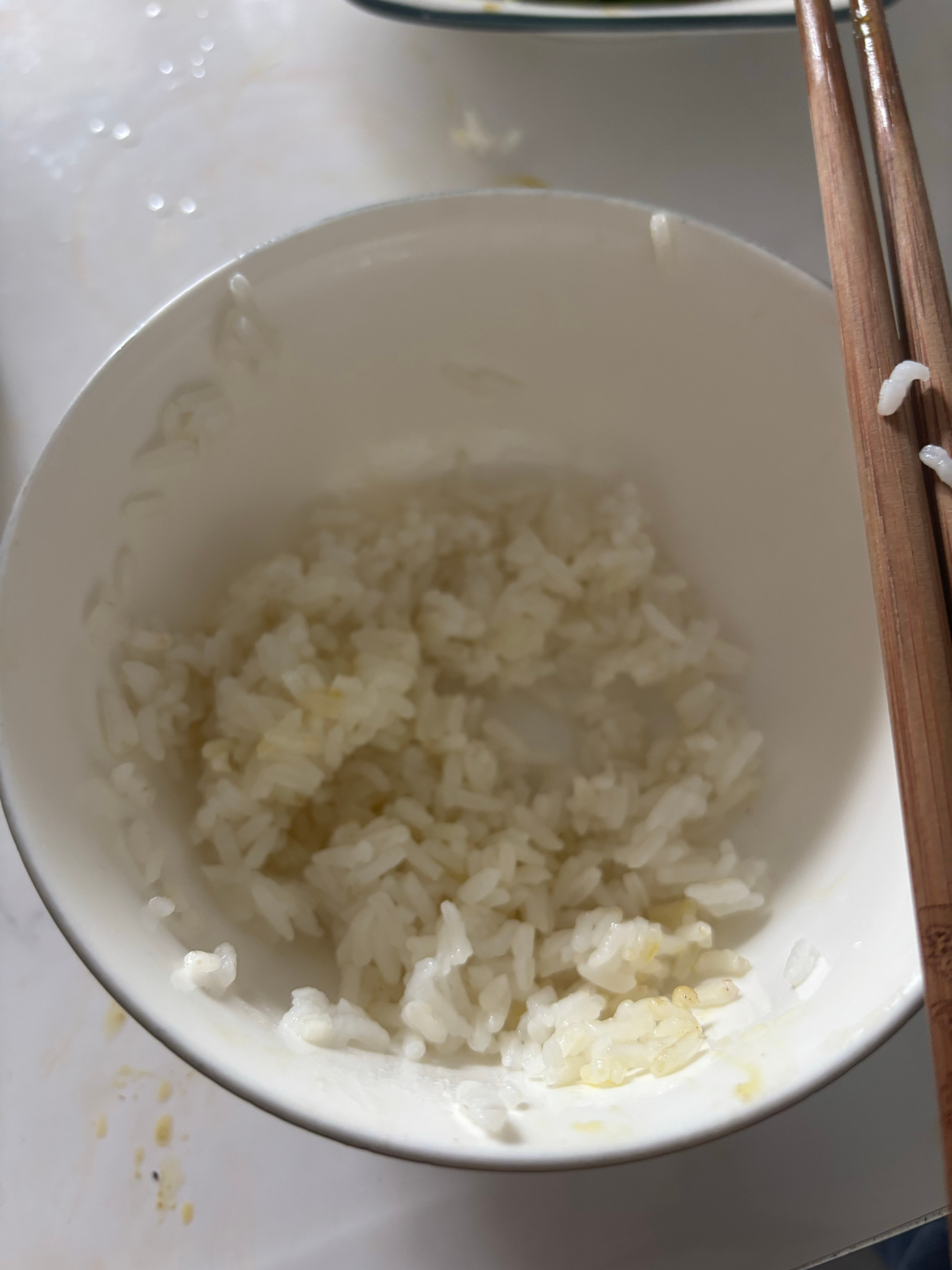 干饭时间到，今天要吃两碗大米饭 ​​​