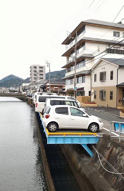 日本为什么考虑引入印度移民的时候，遭到了很多人的反对，两国生活习惯差异巨大。
小