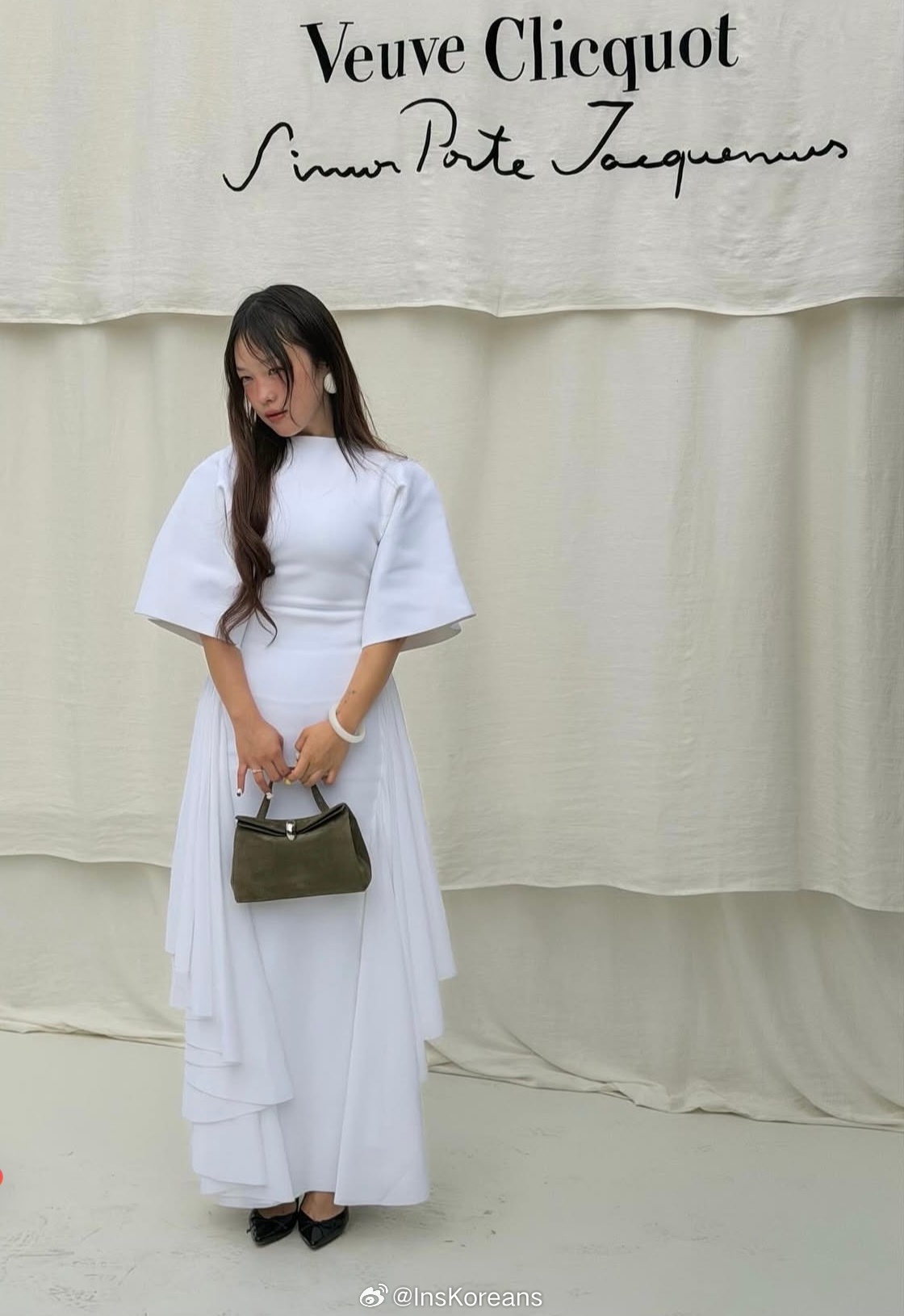 穿搭分享 连续更新第2779天韩国时尚女生日常搭配个性博主穿搭韩系穿搭超能新星汇