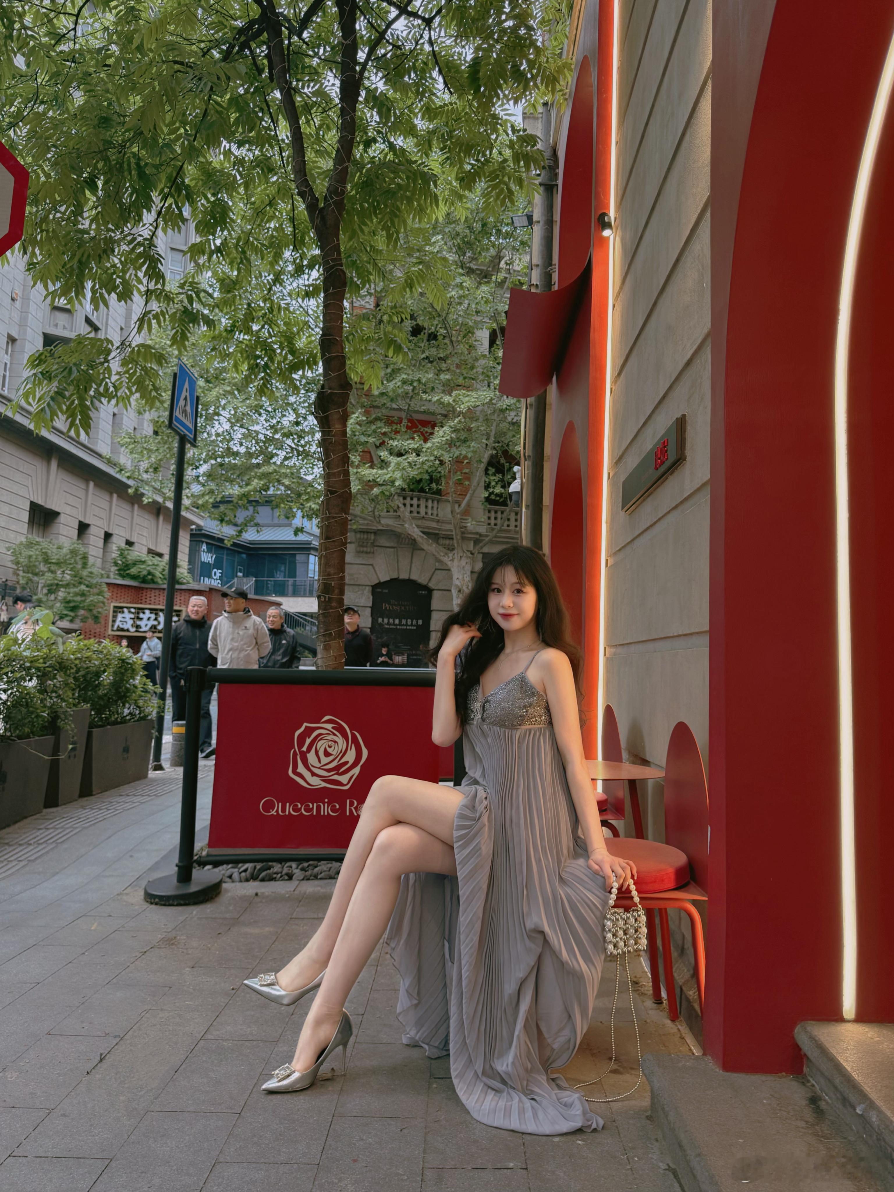 开心的永远是用心是惦记是被爱🤎👗:sunlight 