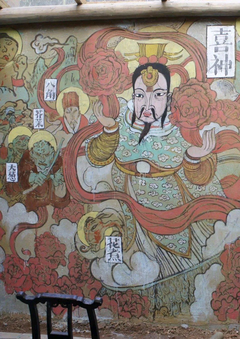 清华80后文那太牛了！她毕业于清华美院绘画系，专爱“造神”。到现在已经创造100