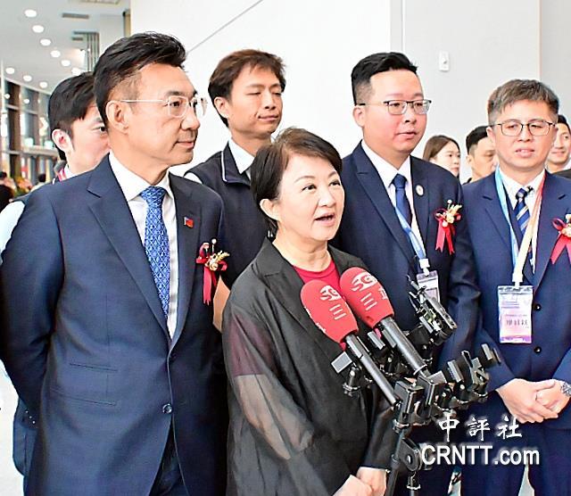 国民党与民进党当局竞争亲美，支持者认同？
中国国民党“立法院”党团提出优于民进党