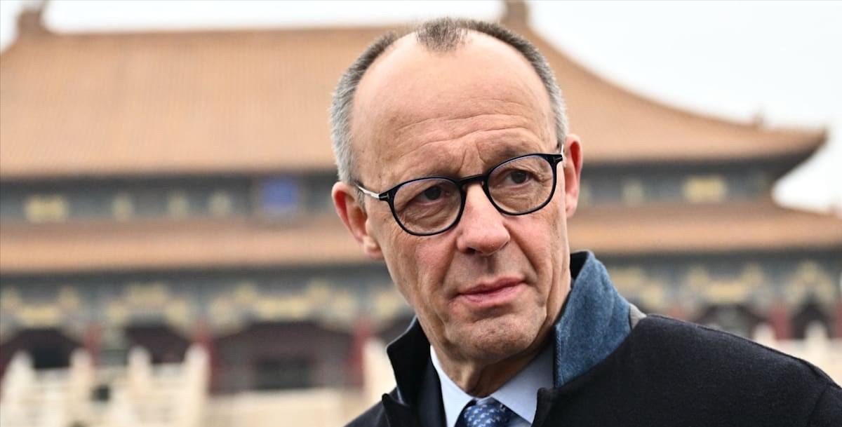 德国总理默茨今天说：“美国政府——不仅仅是特朗普上台之后——反复告诉我们：当你们