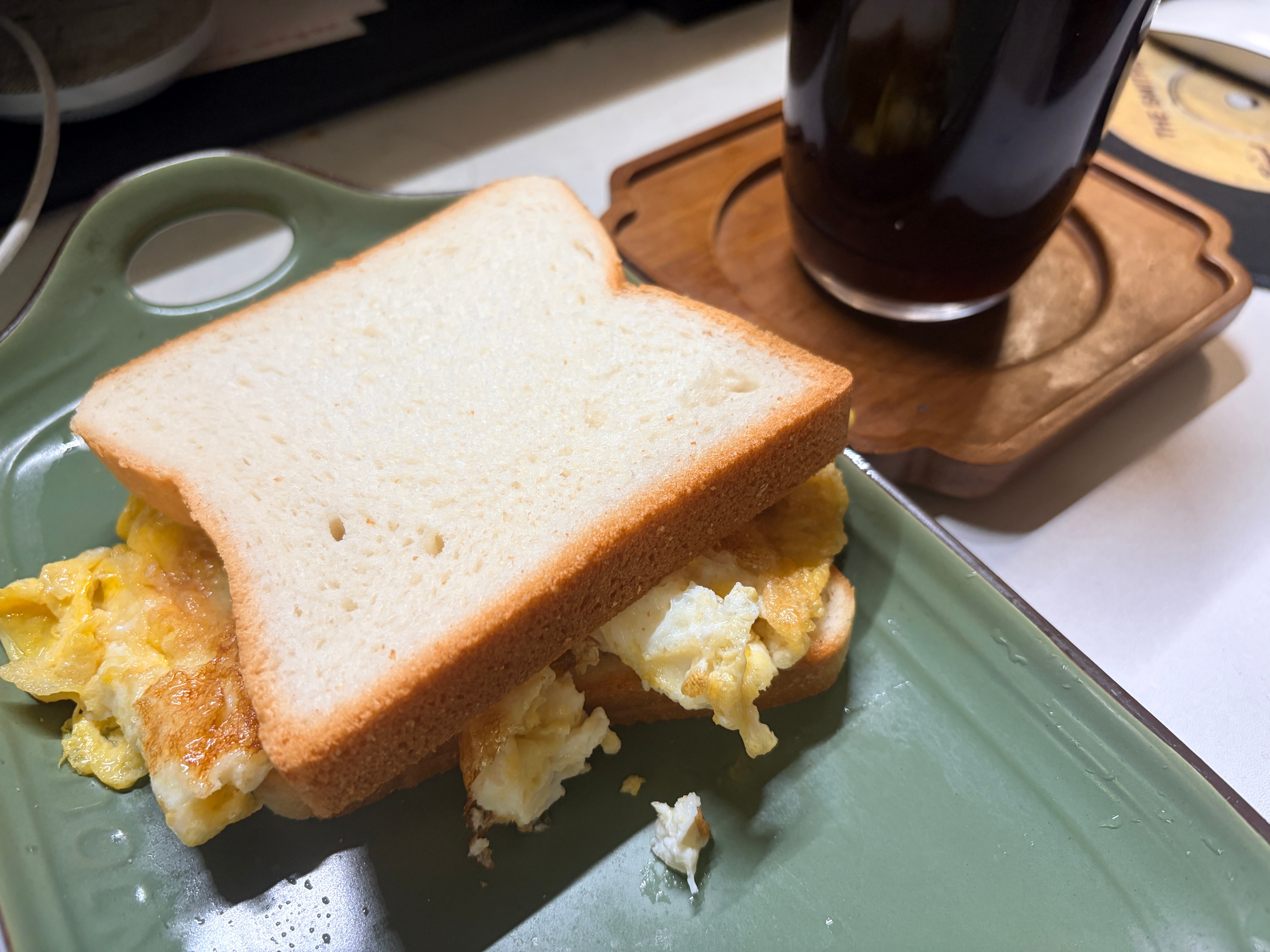 好幸福，加了两个鸡蛋和一些黄油 