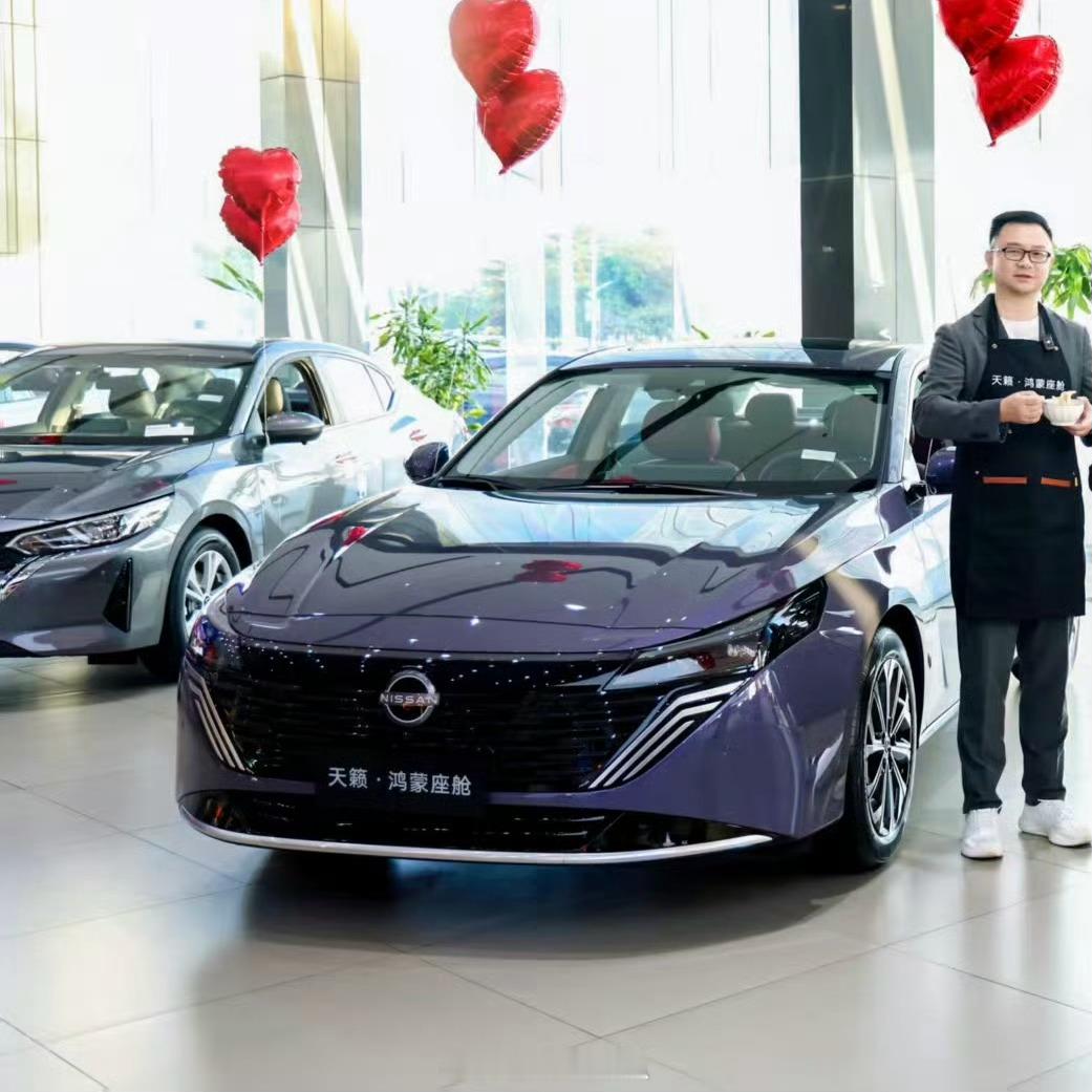 华为高管为天籁过万摆冬至宴一个月才一万台，好像也不是很多啊比小米SU7差太多了吧