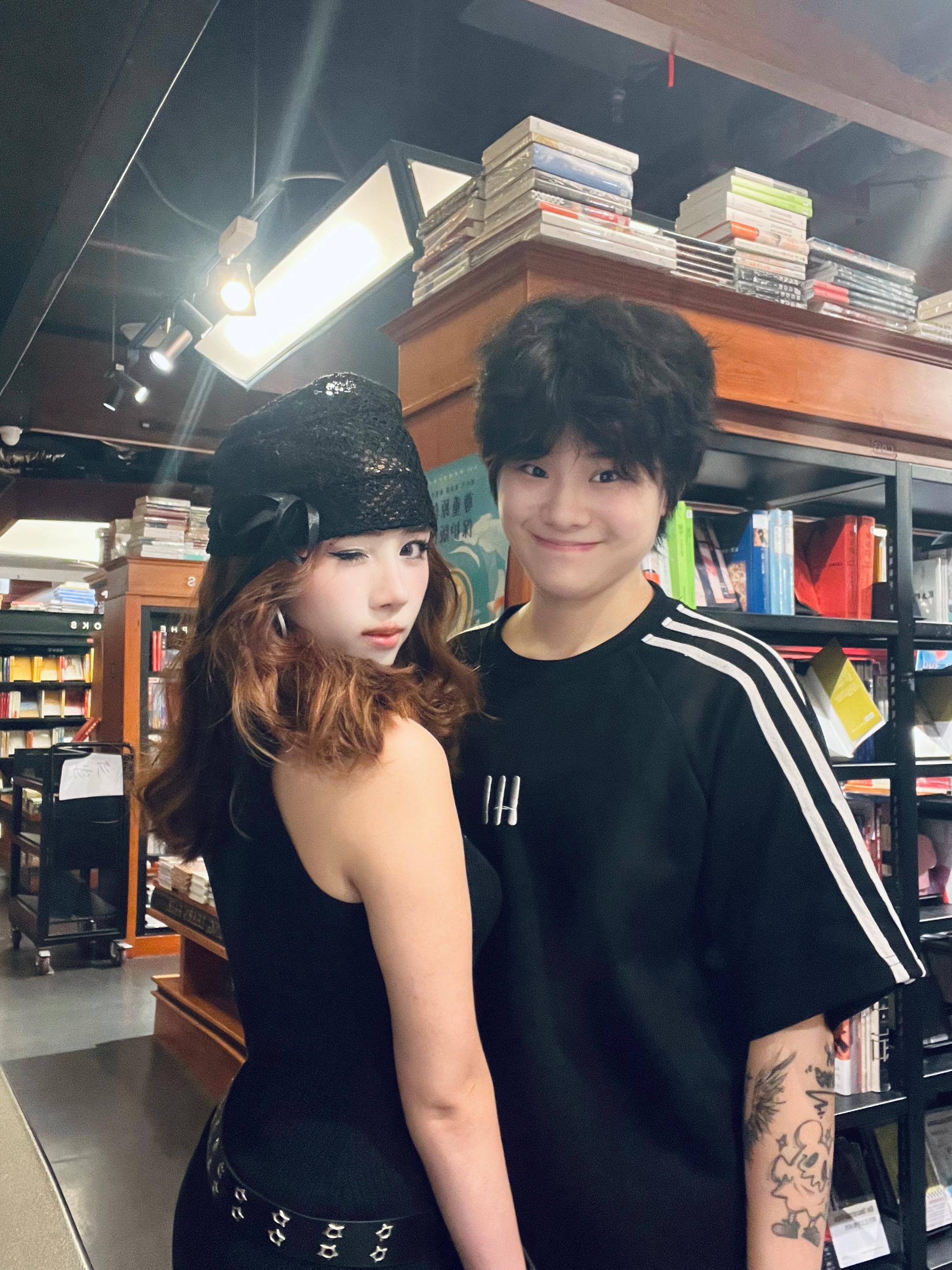 女明星和她的护花使者