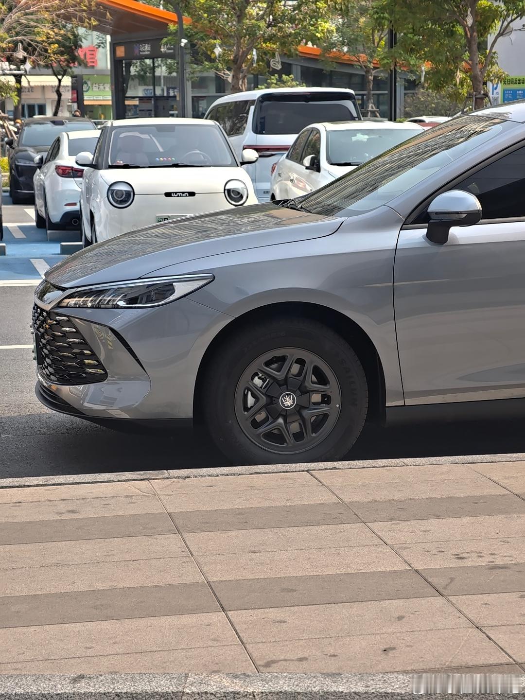 这轮毂是实在小