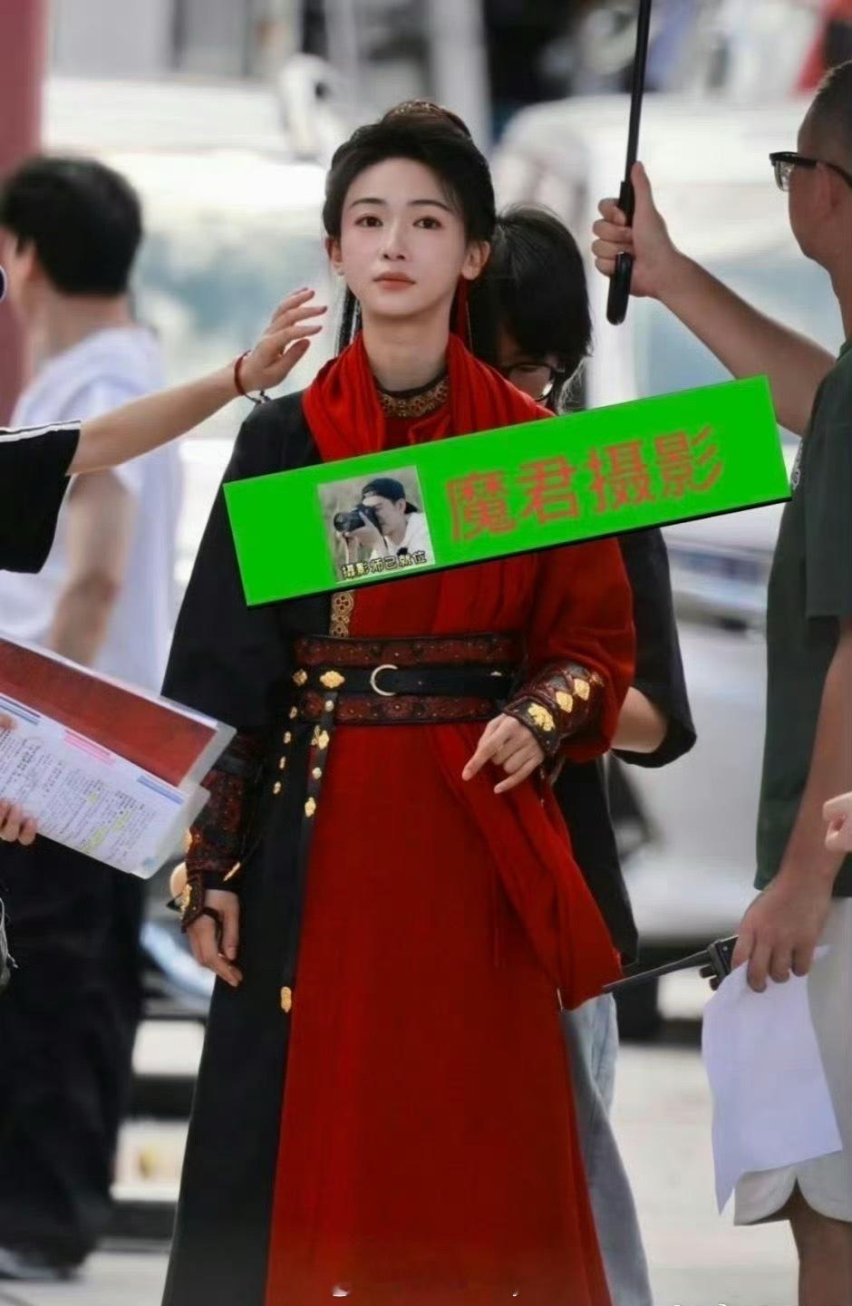 吴谨言江山为聘女扮男装造型 ​​​