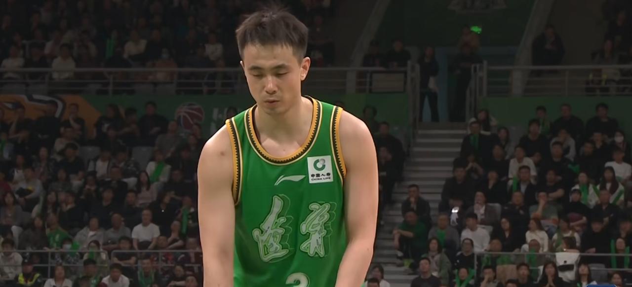 3月21日晚这场北京北汽93：83辽宁男篮的比赛太精彩了！赛前辽宁豪取六连胜，北