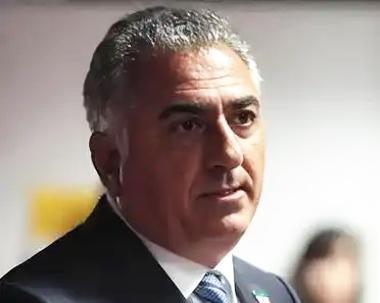 伊朗这回是真悬了！经济烂成一摊泥，百姓兜里钱还没纸巾贵，能不上街吗？

流亡王子