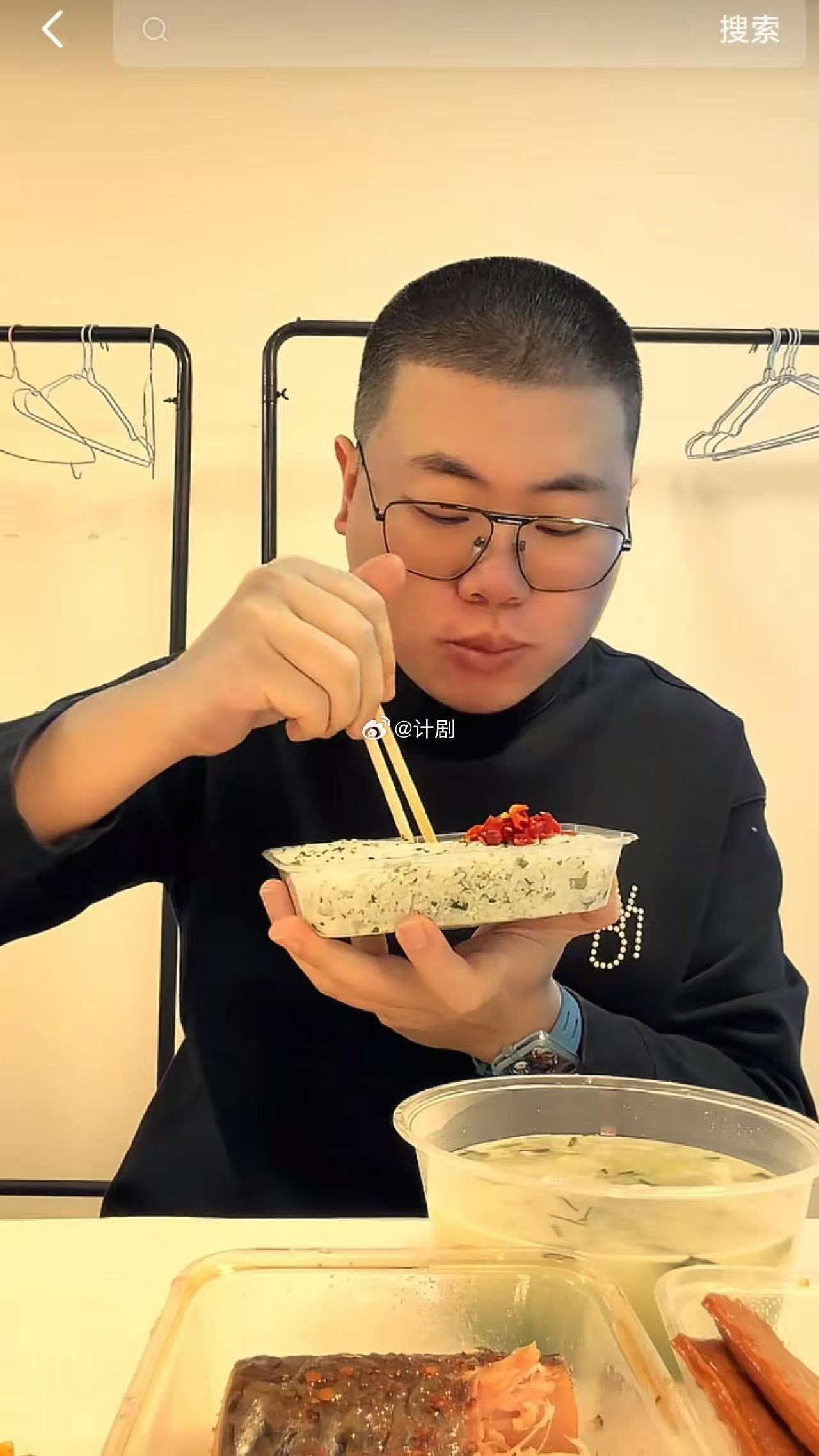 网友曝饭综后台疯狂给吕严蒸饭饭综后台最忙的居然是蒸饭锅 饭综后台最忙的不是厨师不