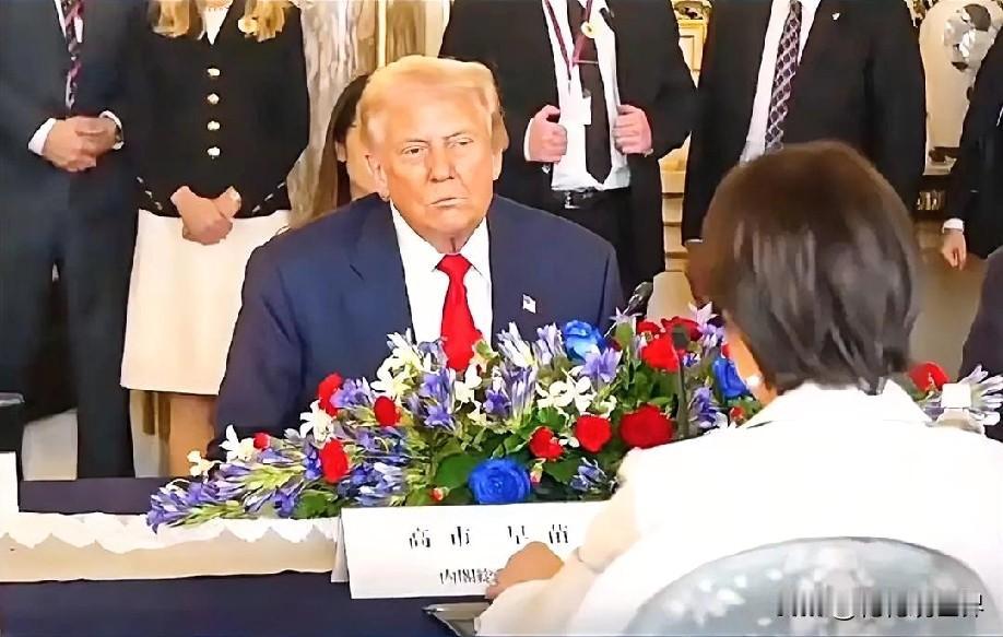 12月8日下午的最新消息，现在他来了，第二条：日本敦促美国公开挺高市早苗，美方冷