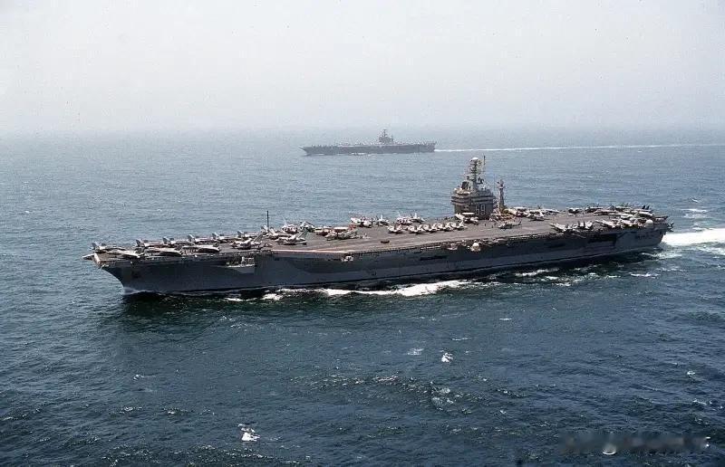 也门胡塞武装表态将继续揍美国航母，见到一次打一次。

胡塞武装领导人马利克胡塞参