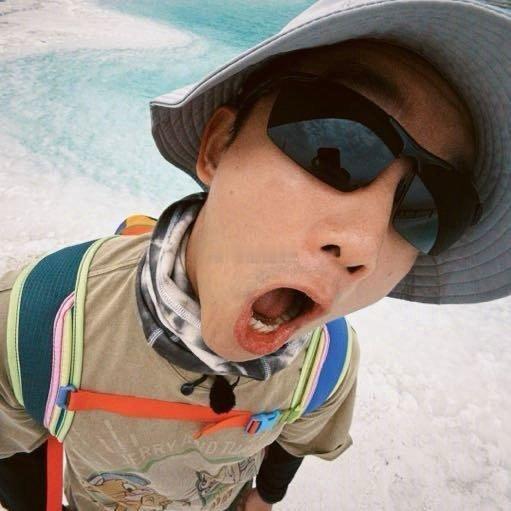 郑恺工作室居然卖掉了老板 郑恺工作室年底这波整活堪称“神来之笔”！把老板“消极怠