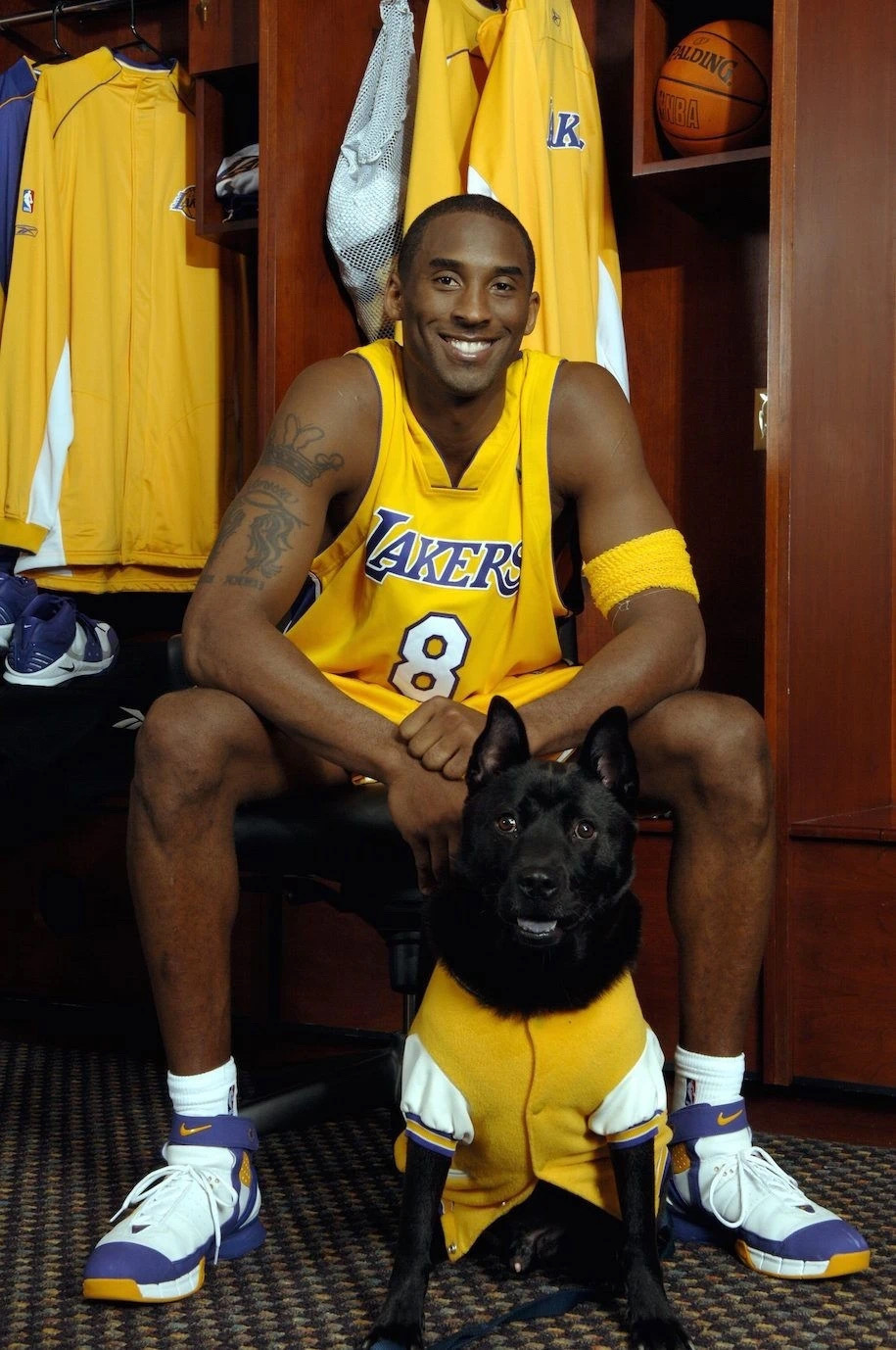 凌晨四点🕓💜💛科比KobeBryant凌晨四点 ​​​