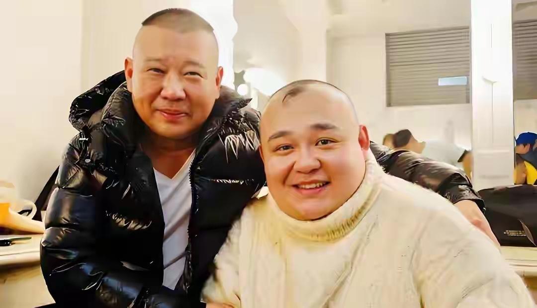 【杨鹤通被撤销原因究竟是什么呢？】
今日下午，德云社发文撤销杨鹤通教学主任一职，