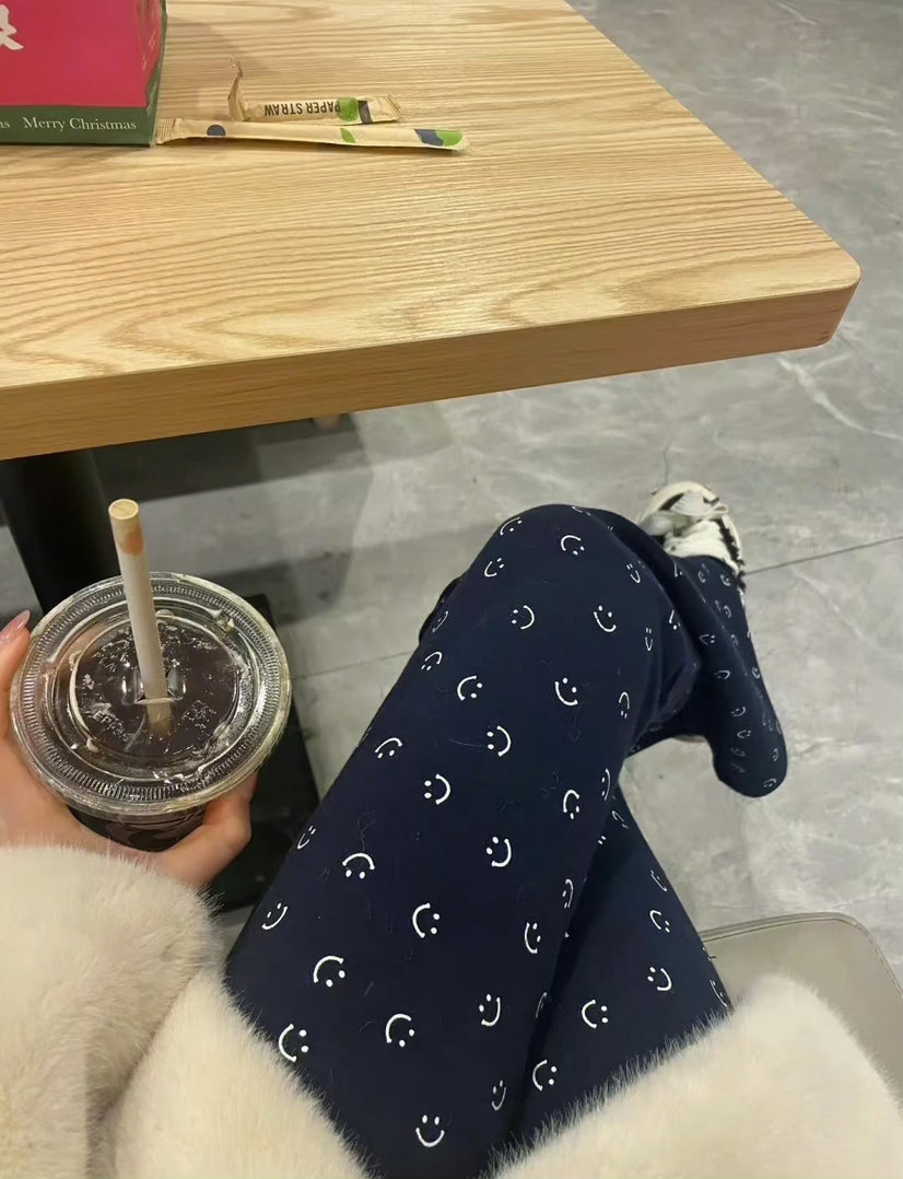 以后，只对两种人好，一种是对我好的人，一种是懂得我的好的人，一个人的温暖也是有限