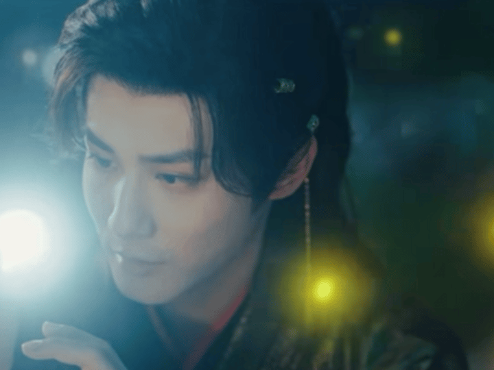 赵晴剧里这样郑业成没法不心动 沈谬的世界本来只有黑白，绛朱硬是把萤火虫和烟花都塞