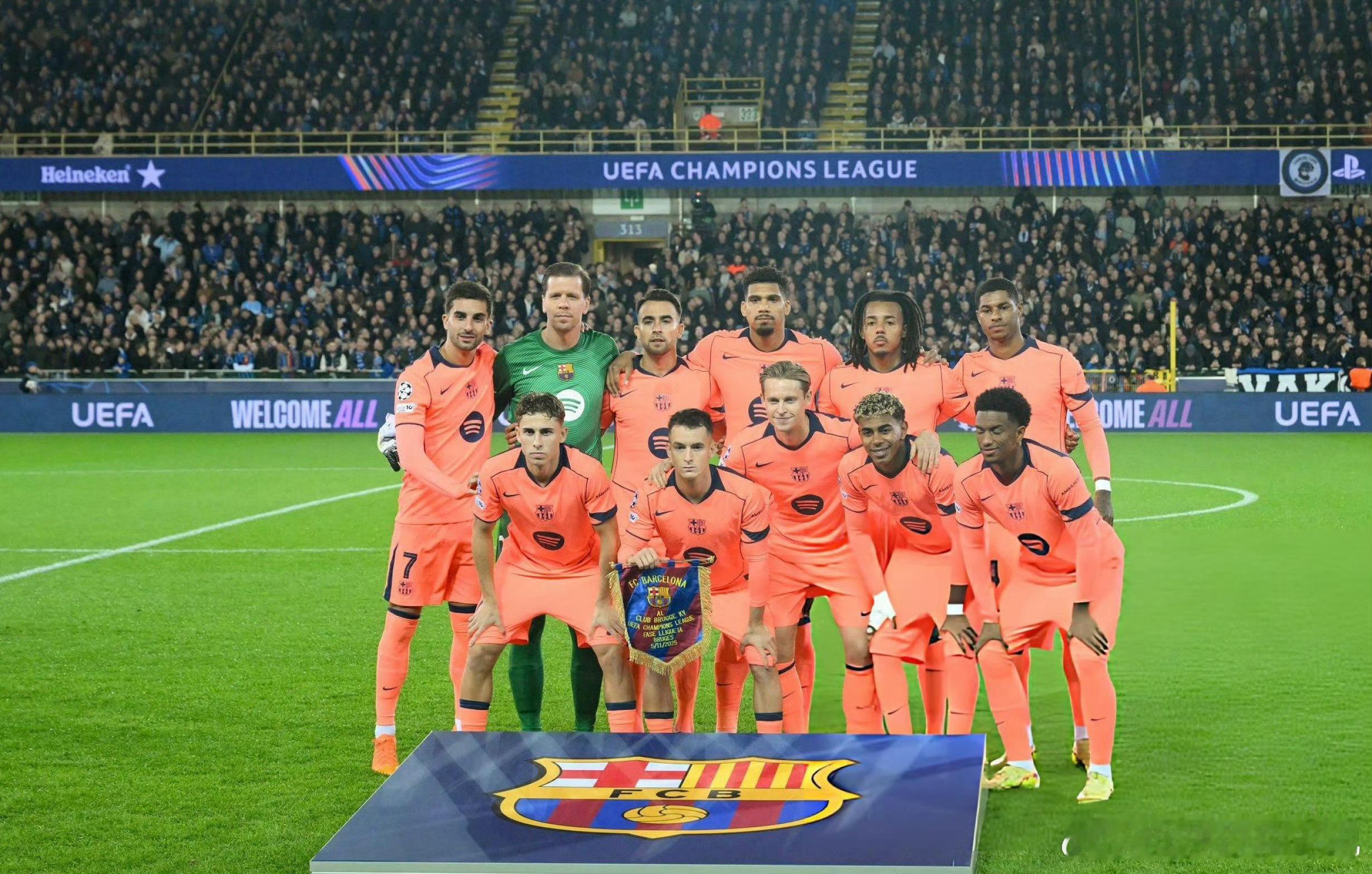 弗里克那套第二年就是白送！根本不会防守布鲁日3比3巴萨布鲁日vs巴萨 ​​​