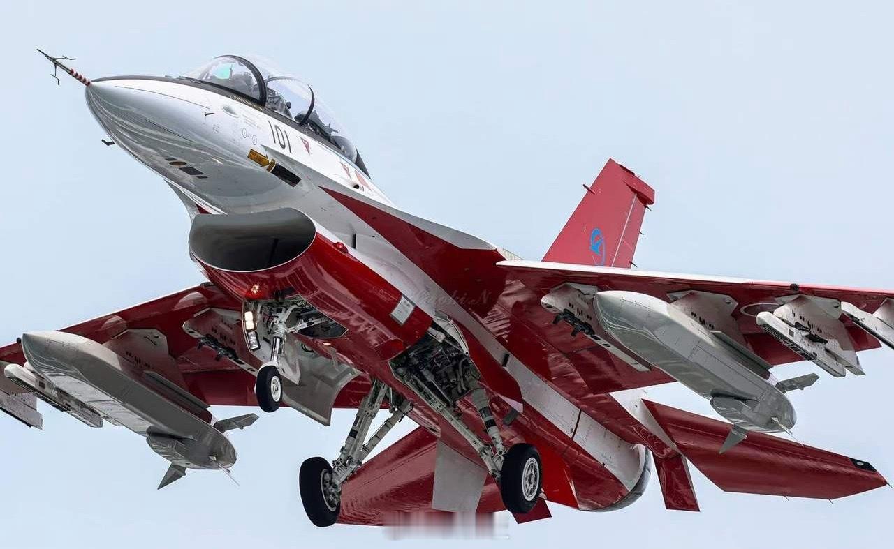 东海情况突然发生变化，有大事情发生！日本F-2B战机，正式挂载射程1000公里2