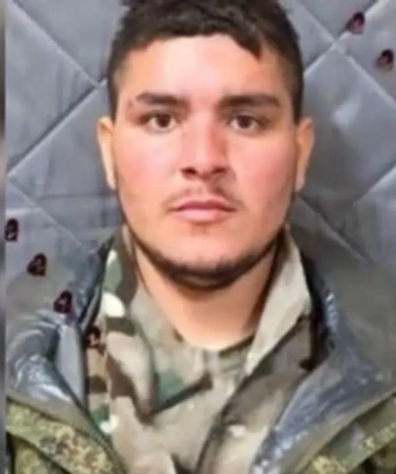 九死一生，可是终究还是逃脱不了啊！
一名来自哥伦比亚的雇佣兵被俄军在乌克兰战场上