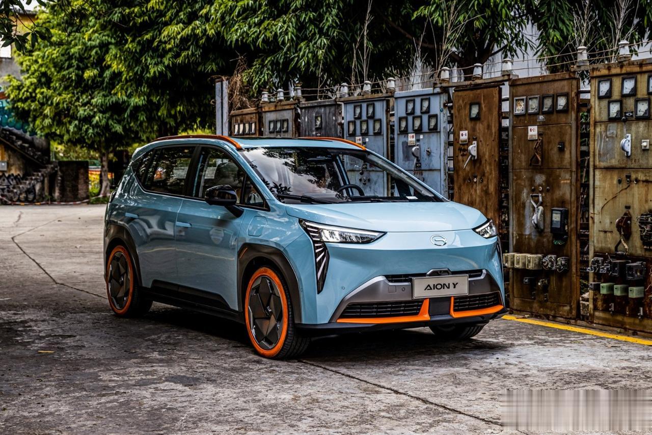 紧凑型SUV产生新的冠军！在8月紧凑型SUV销量排行榜当中，广汽AION Y以2