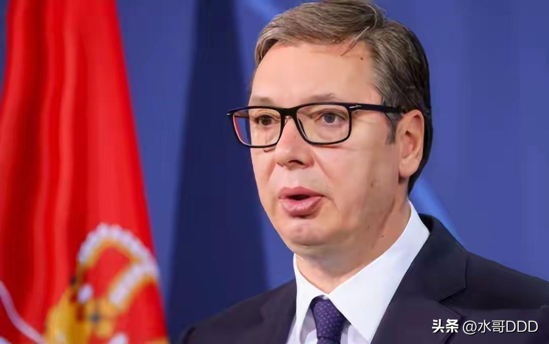 武契奇预警：爱泼斯坦文件曝光后，美国或48小时内点燃中东火药桶
·
历史似在不断