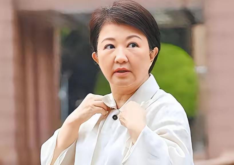 国民党里两个蓝皮绿骨都现身了。

高市早苗领导的自民党获胜，朱立伦第一时间表态，