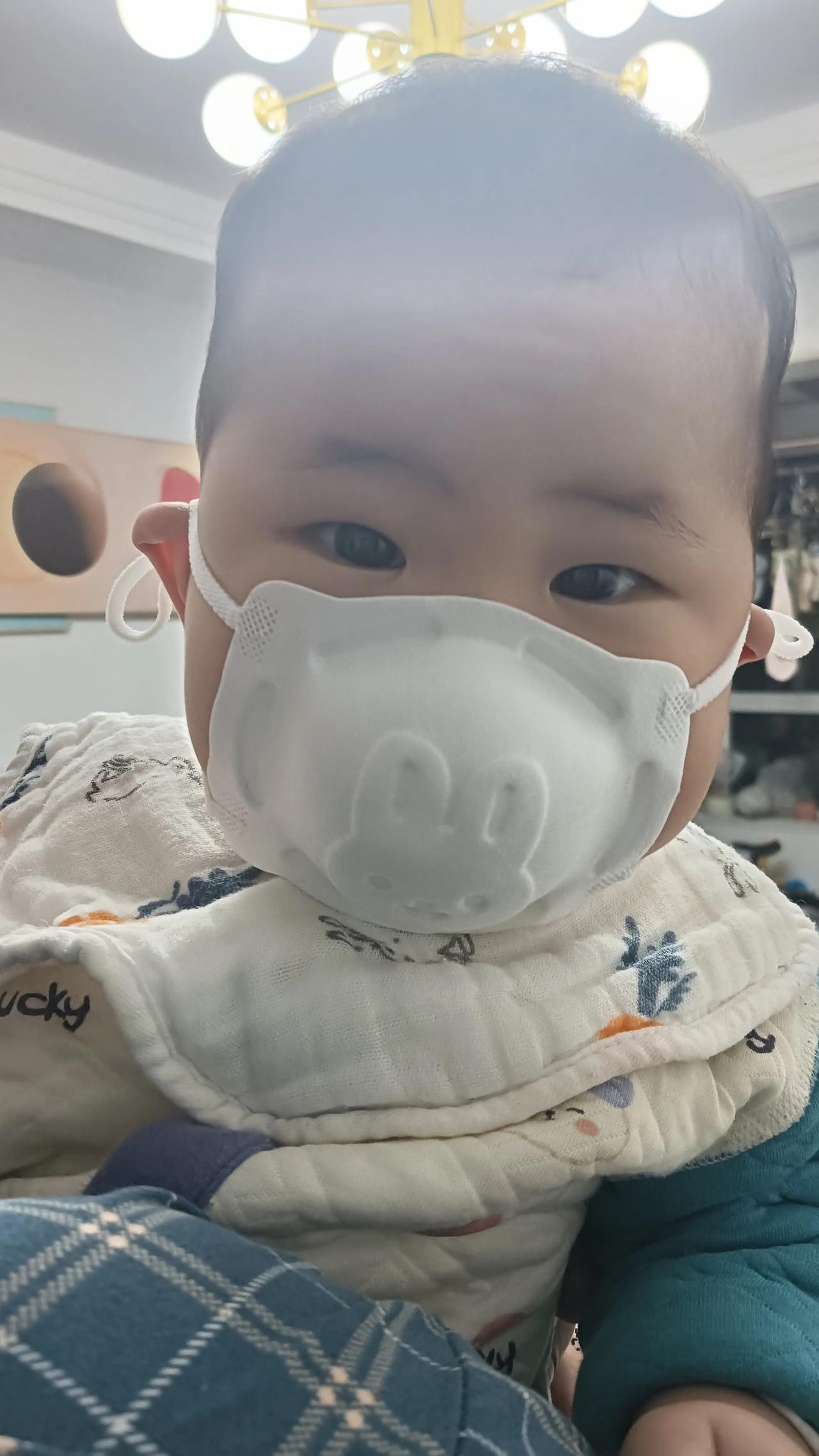 这个多少钱系列？很扎心

小美:这个多钱？
大C:1000一份
小美:500？快
